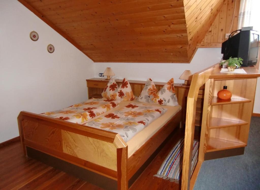 Zimmer Und Ferienwohnungen "Heidis Welt" Podlanig Hermagor-Pressegger See Ngoại thất bức ảnh
